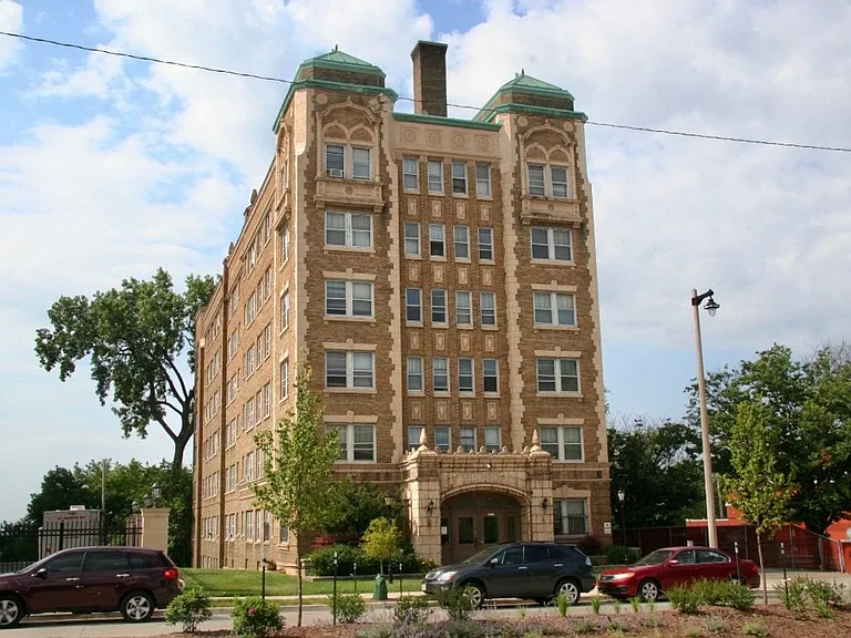 The Sheridan — Photo 41