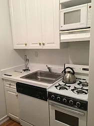 Rented by ALTER REALTY CO INC