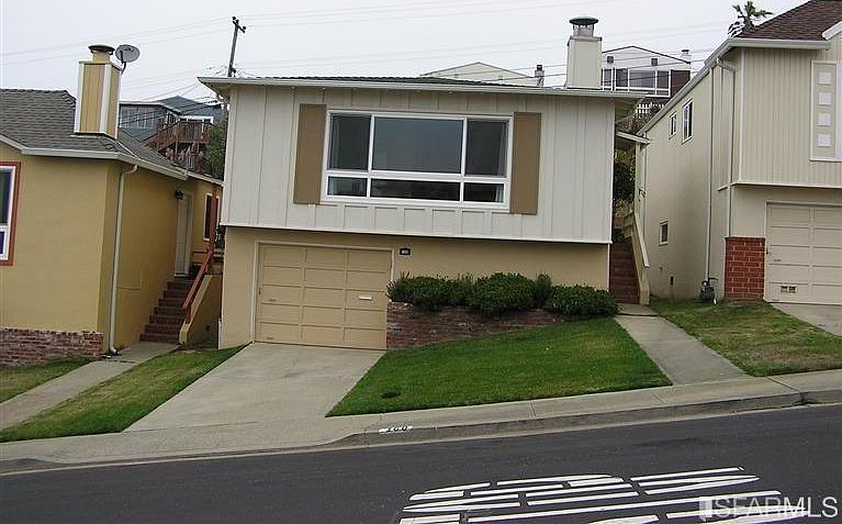 1st image of 160 Belcrest Ave