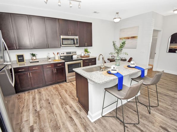 1001 Scotney Ln #835