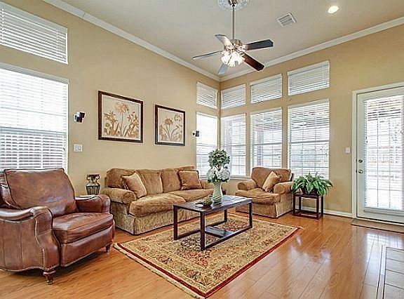 5th image of 3608 Karla Dr
