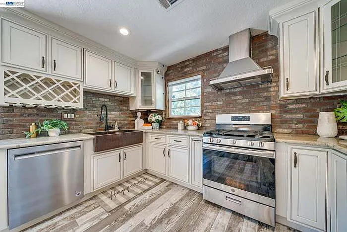 Farina Ln, Fremont — Photo 3