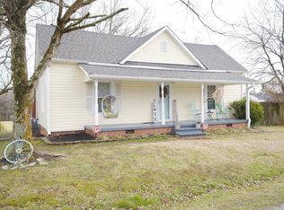 1119 E Main St, Graham, NC 27253