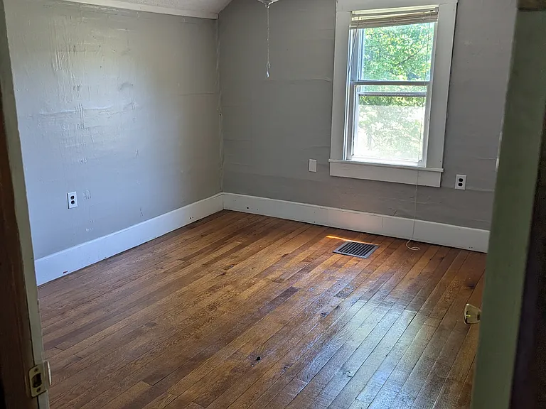 Chinquapin Grove Rd — Photo 10