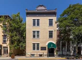 542 Warren St, Hudson, NY 12534