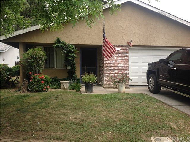1st image of 613 Deerwood Dr