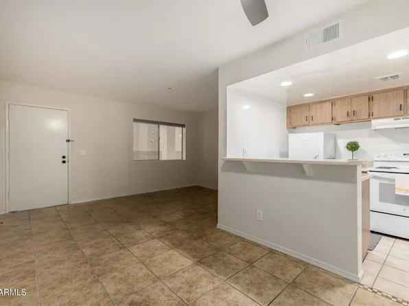 12123 W BELL Road #110, Surprise, AZ 85378