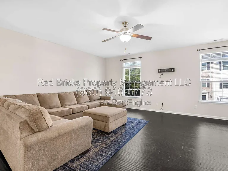 2306 Rachelwood Dr — Photo 14