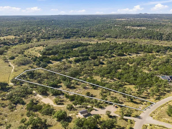 1978 Paradise Pkwy, Canyon Lake, TX 78133