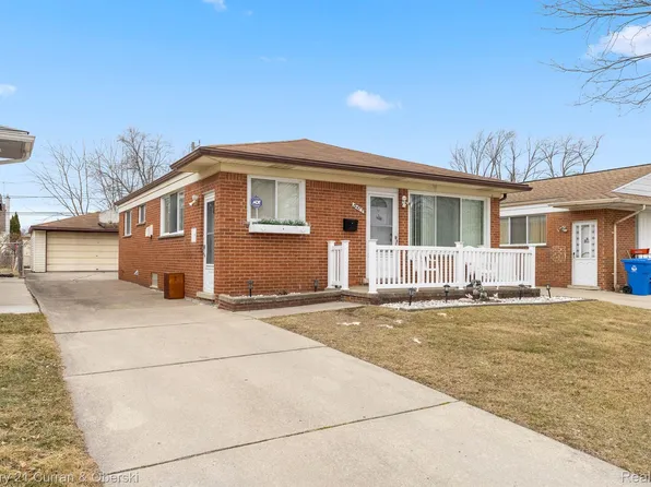 6483 Colonial St, Dearborn Heights, MI 48127