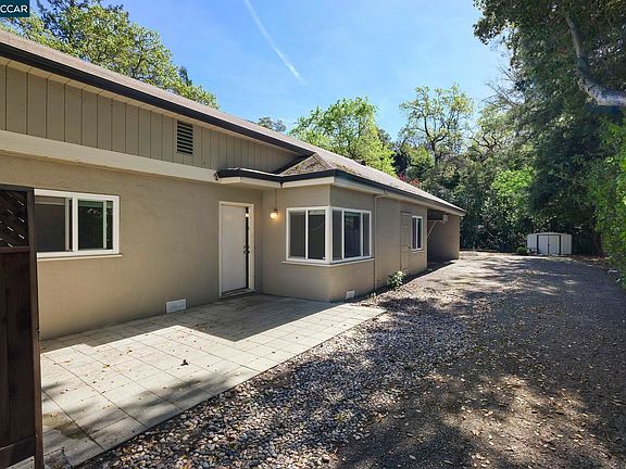 3rd image of 3597 Walnut St