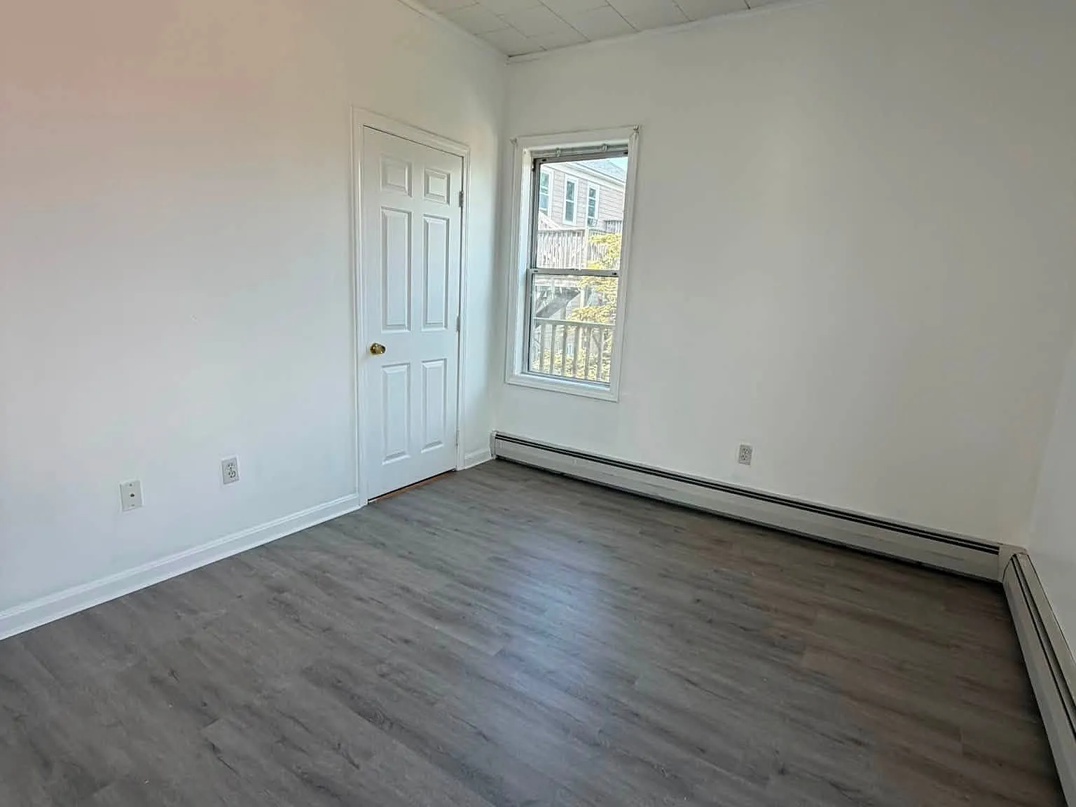 3 bed, $1,850 — Photo 2