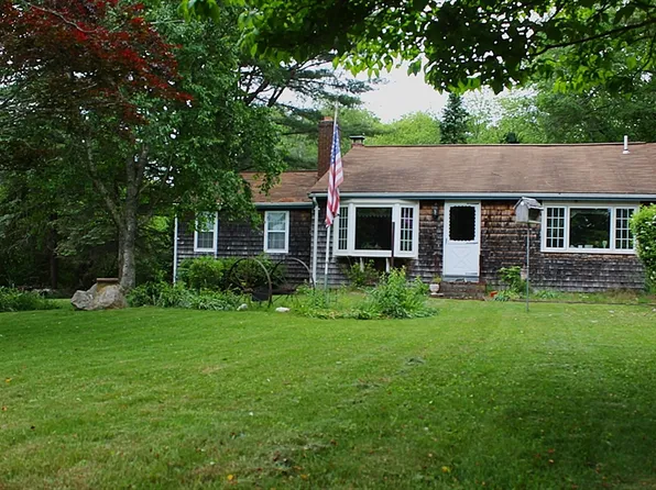 1721 South St, Bridgewater, MA 02324