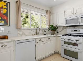 1079 S Orange Grove Blvd, Pasadena, CA 91105
