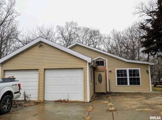 4117 S Granville Ave, Peoria, IL