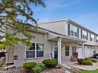 1432 Berta Dr, Crest Hill, IL 60403