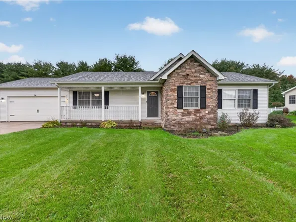 702 Willow Dale St NW, Bolivar, OH 44612