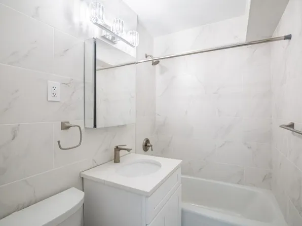 500a East 87th Street image 1 of 8