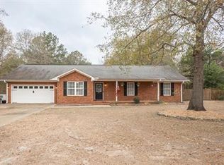 20 Doctors Ct, Dalzell, SC 29040