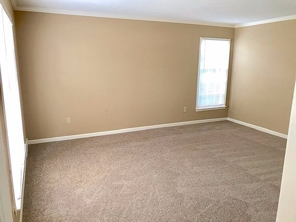 3rd image of 6889 Wytham Dr