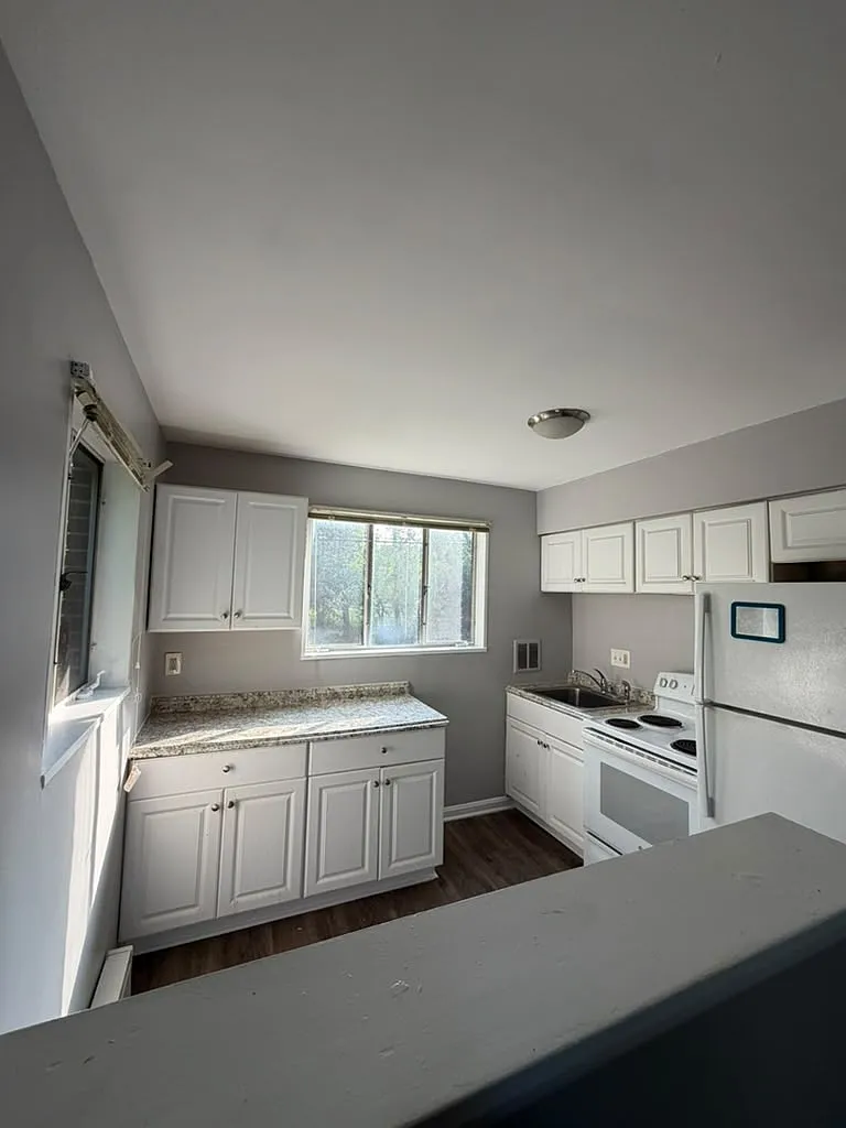 Heart of Laurel unit 12 — Photo 3