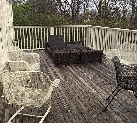 Private back deck