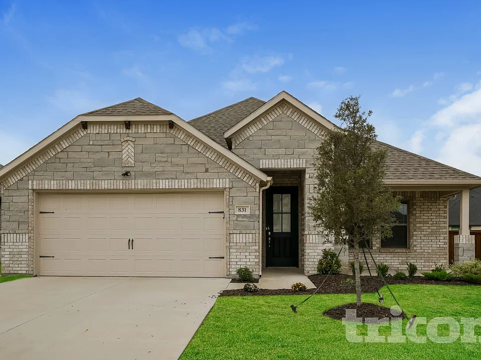 831 Cavalcade Dr
