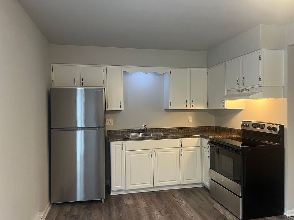 1st image of 1694 Molitor Rd APT A