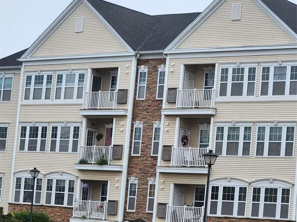 517 Saxton #1, Central Islip, NY 11722
