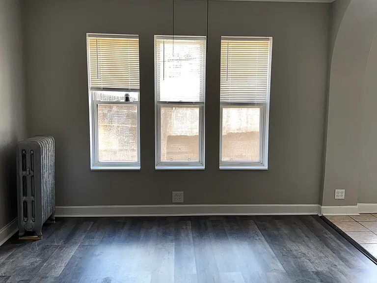 6818-2 N Wayne Ave #111 — Photo 7