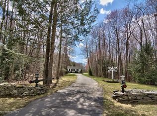 111 Van Leuven Rd, Jefferson Township, PA 18436