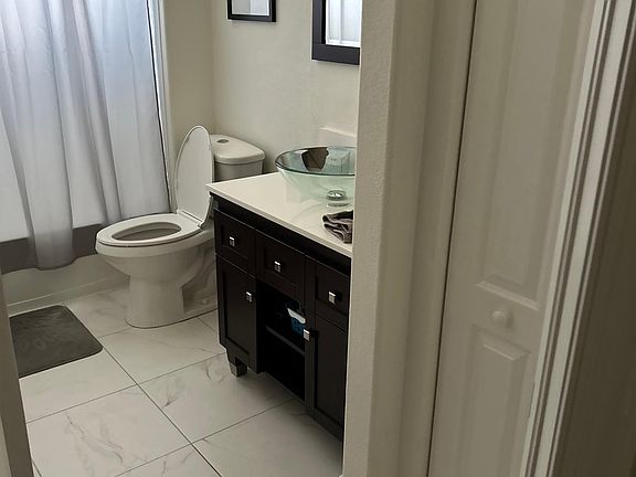 5th image of 15361 Cortona Way