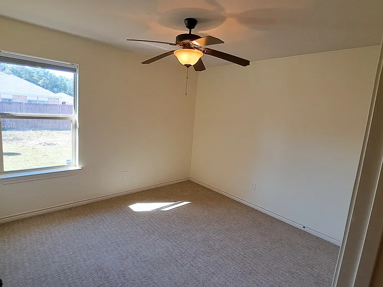 382 Asher — Photo 15