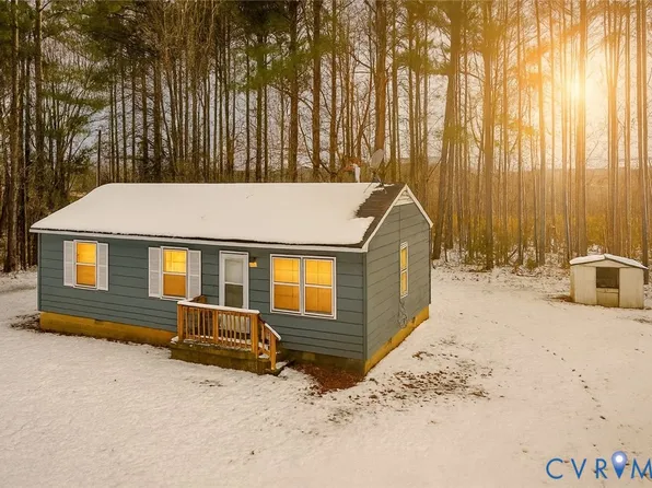 3867 Longview Dr, Kenbridge, VA 23944