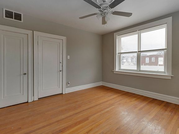 2nd image of 3600-08 Hereford St #441FFC072