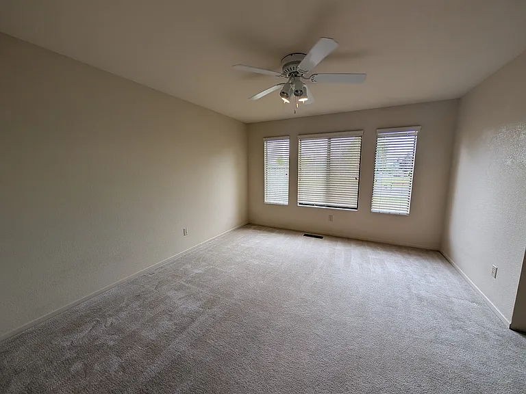 1008 Duffin Dr — Photo 22