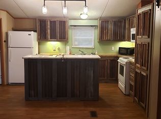 800 Old Runway Rd, Nacogdoches, TX 75964