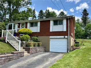 610 Chinaberry Rd, Monroeville, PA 15146