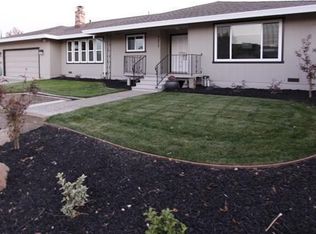 3877 Maudray Way, Carmichael, CA 95608