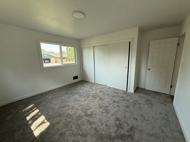 809 Mountain View Dr — Photo 9