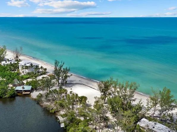 8440 Sanderling Rd #1, Sarasota, FL 34242