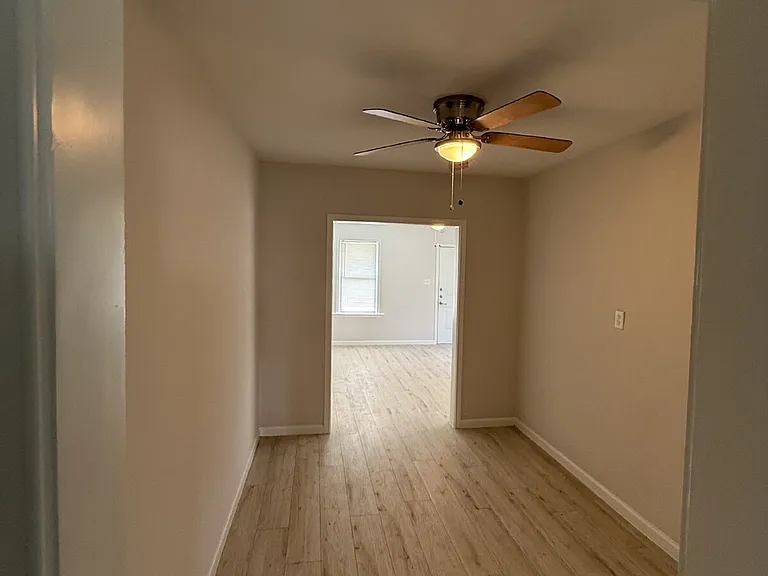 1008 Studewood St — Photo 6
