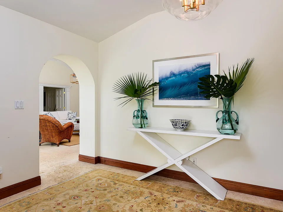 222 Miraflores Dr