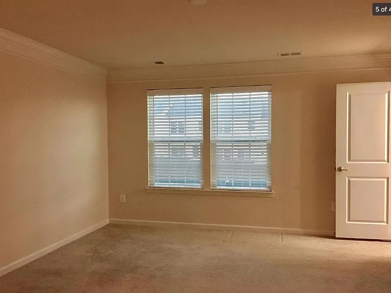 7833 Wormans Mill Rd — Photo 5