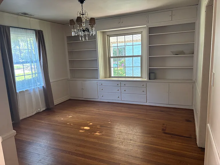 1323 S Louisville Ave — Photo 4