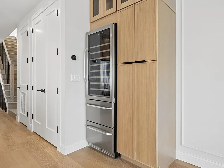 3739 N Clifton Ave #3 — Photo 15