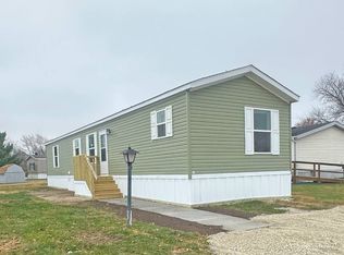 14876 Washington Rd Trlr 123, West Burlington, IA 52655