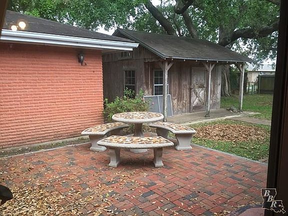 2nd image of 119 Funderburk Ave