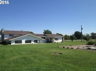 1335 SW Lemmon Ln, Hermiston, OR 97838