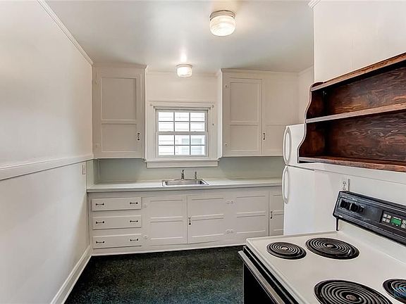 2nd image of 2717 Midwood Ave